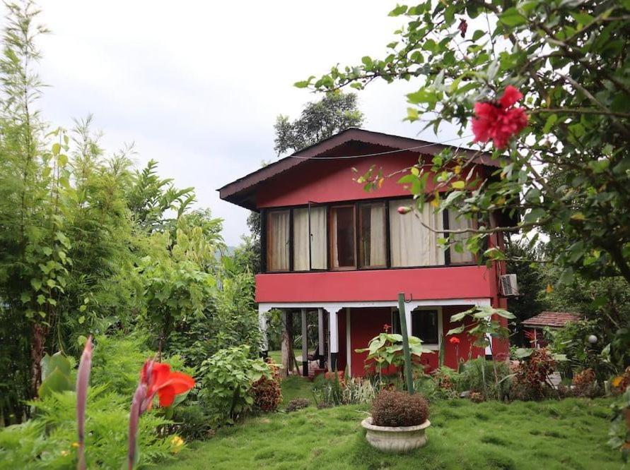 Castle Hotel Pokhara Exterior photo